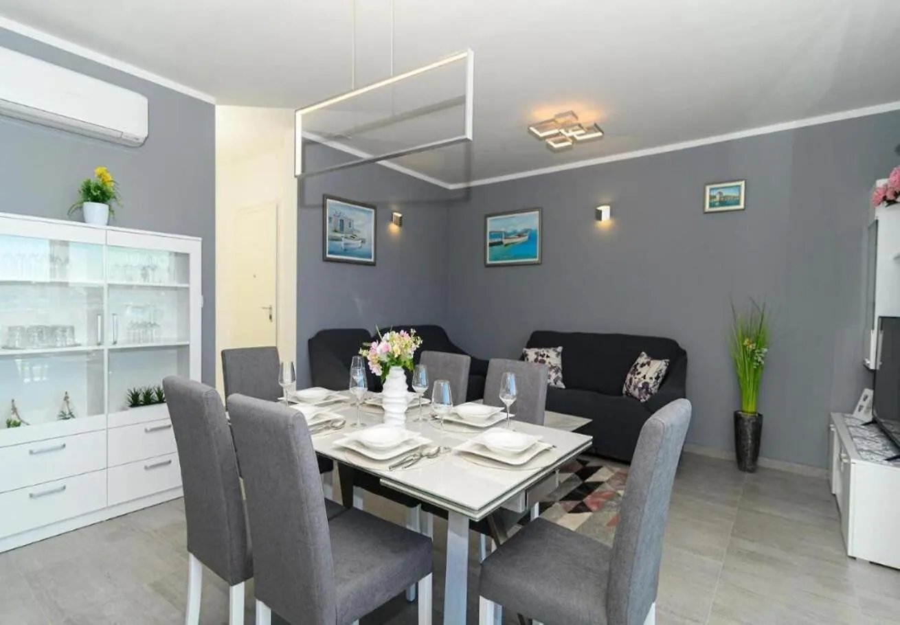 Apartments Iva- Great View Trogir